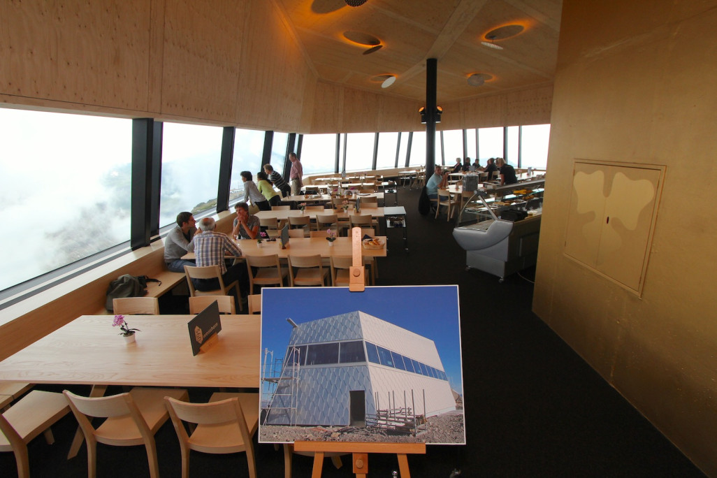 Gipfelrestaurant Weisshorn, Arosa, Innenraum