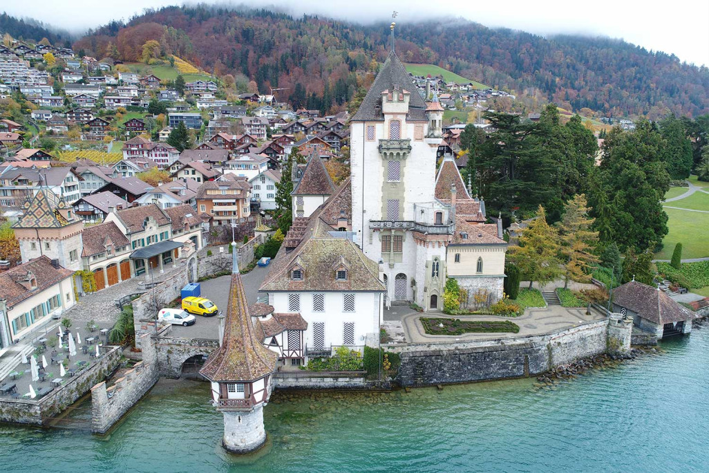 Schloss Oberhofen am Thunersee, Drohnenaufnahme, HMQ AG