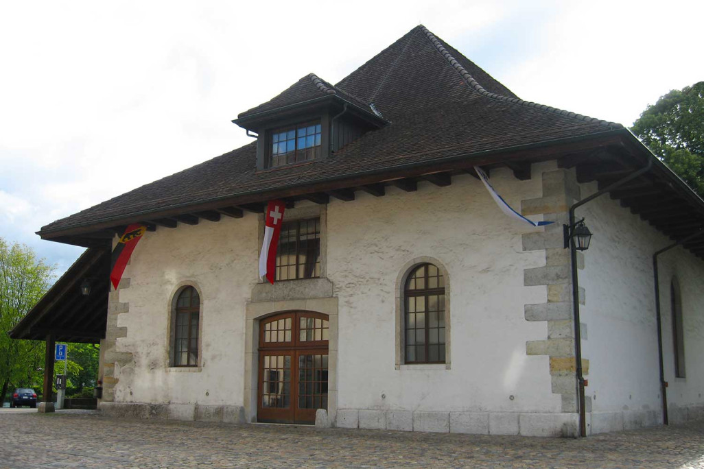 Gebäudeaufnahme Mehrzweckhalle