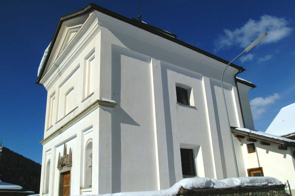 Gebäudeaufnahme HMQ AG, Kirche Rona