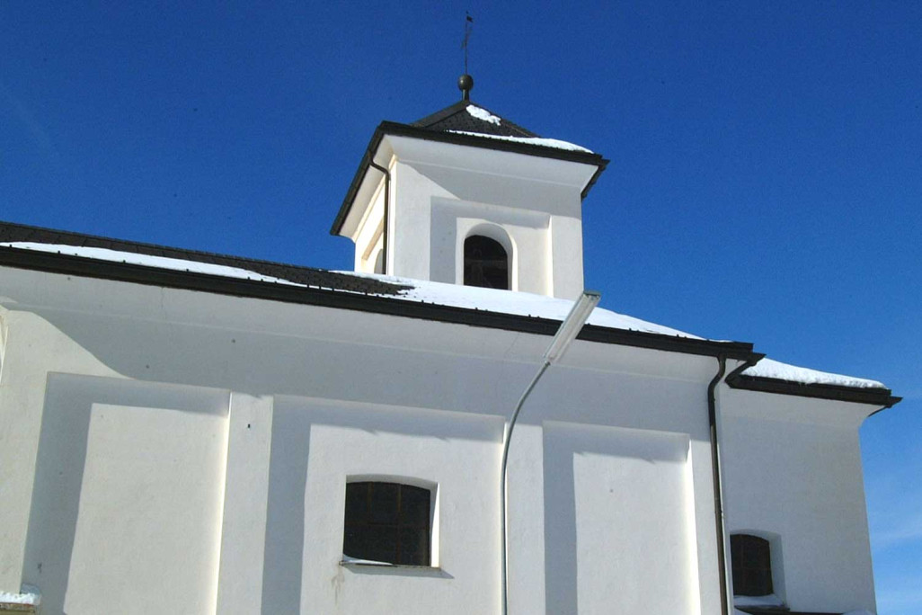 Gebäudeaufnahme HMQ AG, Kirche Rona