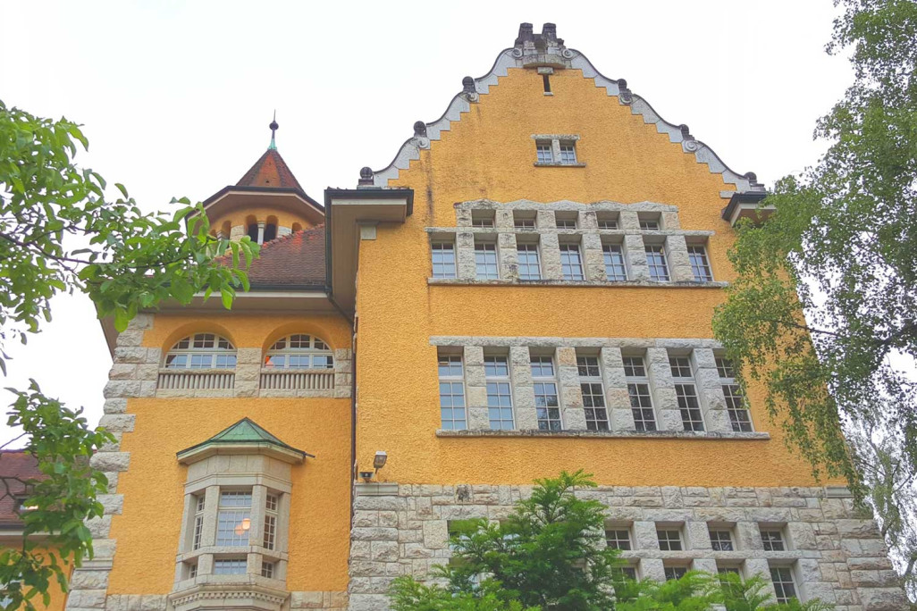 Gebäudeaufnahmen HMQ AG, Schulhaus Stapfer Brugg