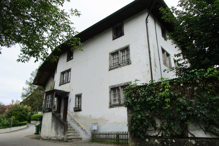 Flarzgebäude